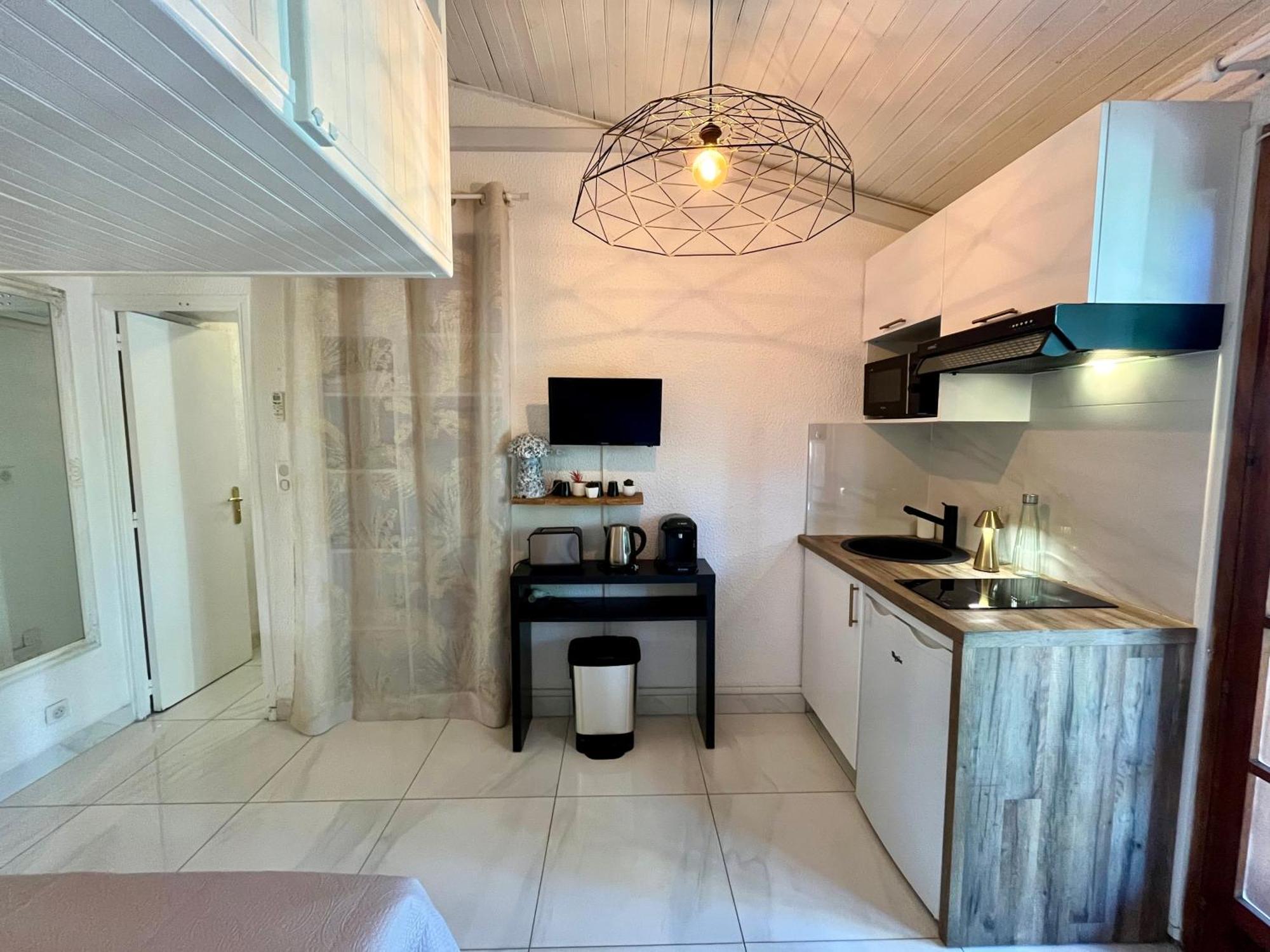 Joli Studio Maisonnette A 100M De La Plage Porticcio  Buitenkant foto